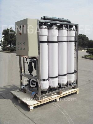 Het Systeem van het de Ultrafiltratiemembraan van waterpurifiier met Koolstoffilter 320TPD