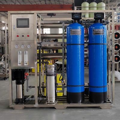 1TPH 2.1kW-380-415V 2xFRP Tanks Brackish water Omgekeerde osmose waterinstallatie
