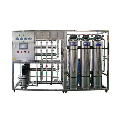 2TPH 3.0kW-380-415V 3xSS304 Tanks Zoutwater Omgekeerde Osmose Watercentrale