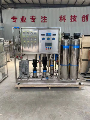 250L/H 1.7kW-380-415V 2xSS304 Tanks Brachwater Omgekeerde osmose waterinstallatie