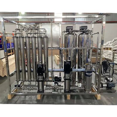 1.5TPH 3.0kW-380-415V 2xSS304 Tanks Brachwater Omgekeerde osmose waterinstallatie