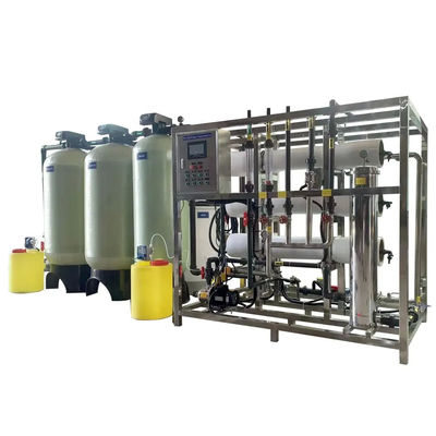 5TPH 7.4kW-380-415V 3xFRP Tanks Brackish Water Omgekeerde osmose waterinstallatie