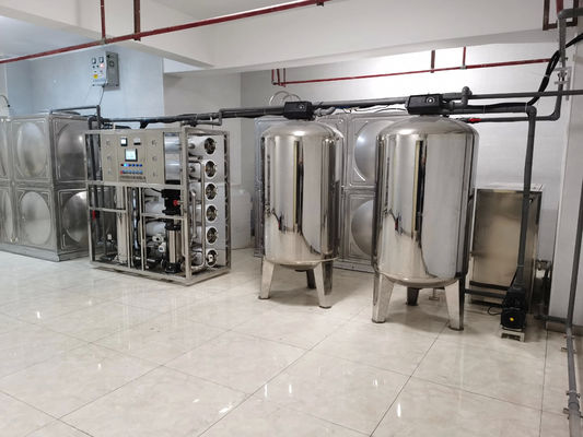 10TPH 19kW-380-415V 2xSS304 Tanks Zoutwater Omgekeerde osmose waterinstallatie