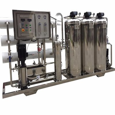 5TPH 7.4kW-380-415V 3xSS304 Tanks Zoutwater Omgekeerde Osmose Watercentrale