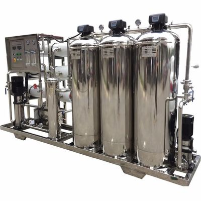 5TPH 7.4kW-380-415V 3xSS304 Tanks Zoutwater Omgekeerde Osmose Watercentrale