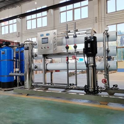 10TPH 19kW-380-415V 2xFRP Tanks Brackish water Omgekeerde osmose waterinstallatie