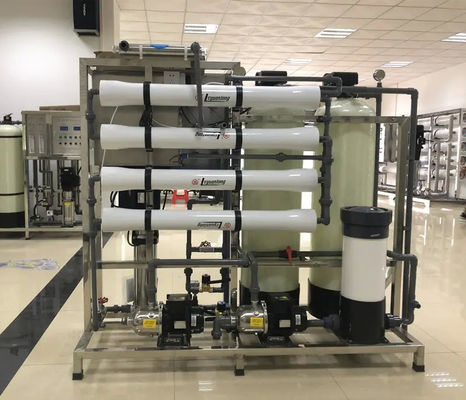 Geoptimaliseerd ontwerp 1TPH 3xFRP tanks Omgekeerde osmose waterinstallatie