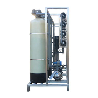 2TPH 3xFRP-tanks Omgekeerde osmose waterinstallatie voor voedsel- en drankenfabriek