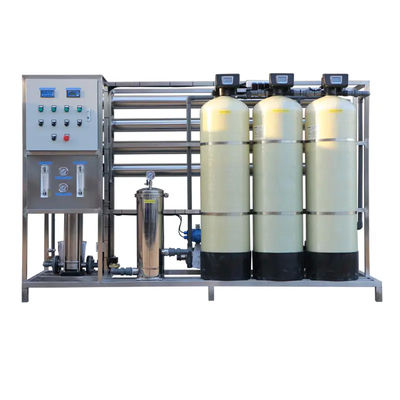 2TPH 3xFRP-tanks Omgekeerde osmose waterinstallatie voor voedsel- en drankenfabriek