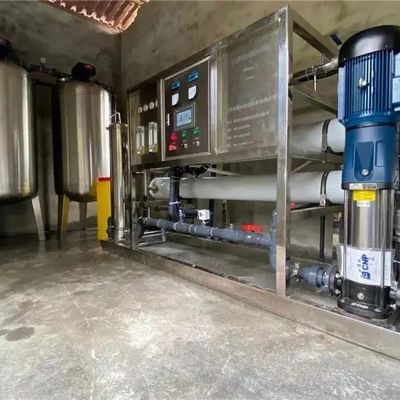 4TPH 415V SS304 Tanks Brackish Water Omgekeerde osmose waterinstallatie