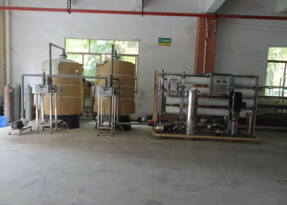 8TPH 14kW FRP tanks RO Industrial Auto Drinkwater Treatment Machine Met Operational Status Indicators