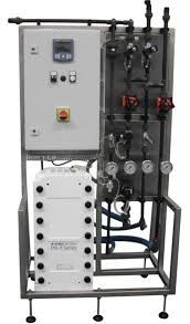 Veolia MK-3MiniHTTM chemisch vrij ultrazuiver water voor kleine farmaceutische watersterilisatie