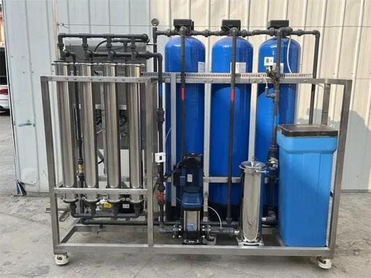 1 m³/h Compact BWRO Water Treatment Plant – 2.1 kW Low-Energy Brackish Water Reverse Osmosis System with FRP Pretreatment Tanks