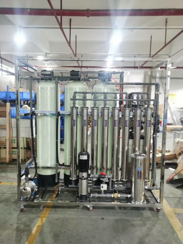 1.5TPH Brackish Water Reverse Osmosis Plant SS304 Skid 3.0kW Fast Lead Time 1.7kW-380-415V System Installatievermogen